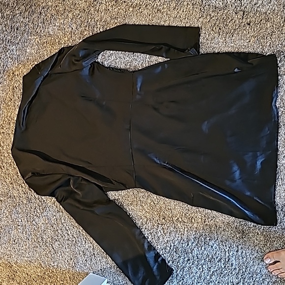 STUNNING PRETTY LITTLE THINGS BLACK EVENING DRESS - Picture 10 of 10